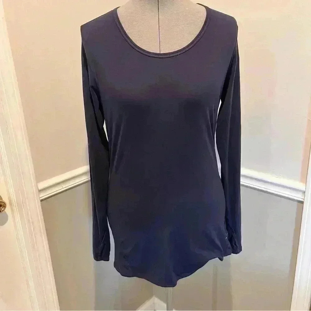 Athleta Womens Size Medium Stratus Long Sleeve Blue Solid Relaxed thumbhole